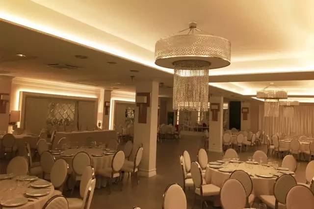 HDL智能照明控制系統賦能羅馬尼亞宴會廳，打造科技型專業燈光體驗